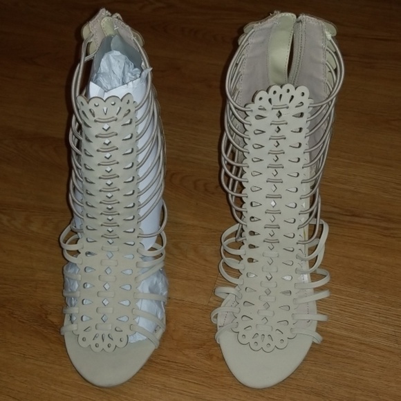 Nude/Cream Colored Heels - Picture 1 of 5